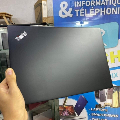 UltraBook Lenovo Thinkpad T490S Intel core i5 8365u vpro 1.8Ghz  8GB DDR4 2400MHZ 256GB SSD NVME 