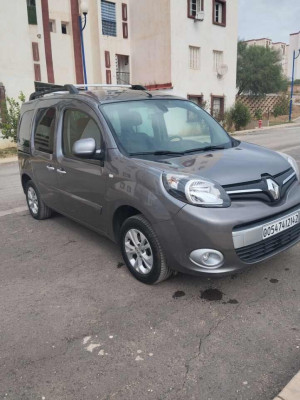 voitures-renault-kangoo-2021-menaceur-tipaza-algerie