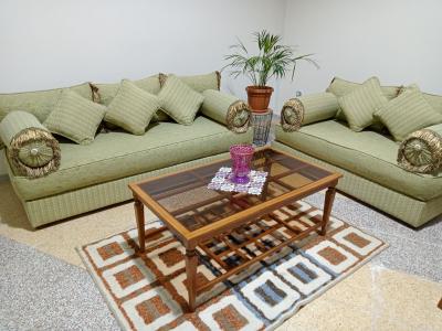 seats-sofas-salon-marocain-table-basse-et-tapis-ouled-moussa-boumerdes-algeria