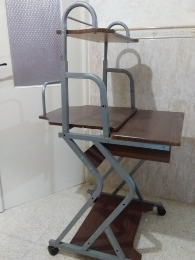 tables-pc-bureaux-طاولة-كوبيوتر-متعددة-الطوابق-taher-jijel-algerie