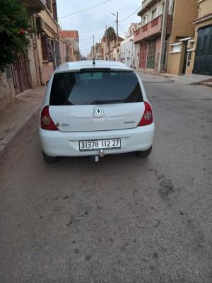 citadine-renault-clio-campus-2012-stidia-mostaganem-algerie