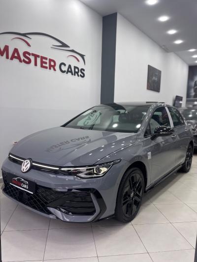 Volkswagen 8.5 2025 R-line edition black