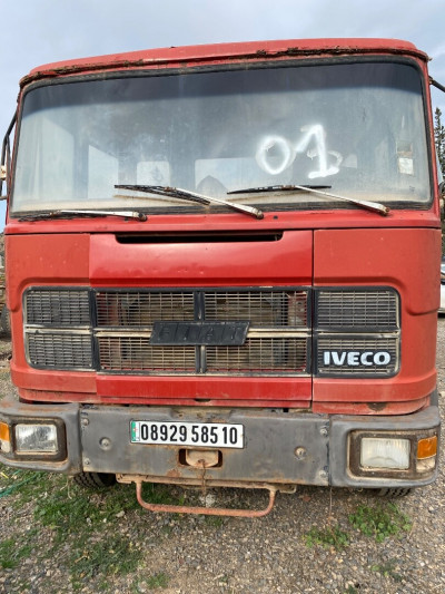 camion-619-fait-1985-bouira-algerie