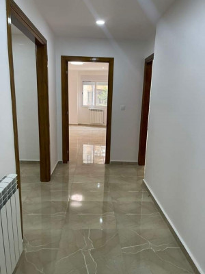 appartement-vente-f2-alger-el-achour-algerie