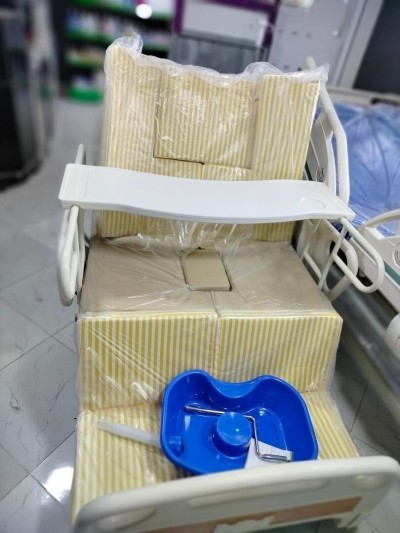 Lit médicalisé d'hospitalisation électrique Multi-fonctions 