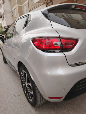 citadine-renault-clio-4-facelift-2019-limited-2-bejaia-algerie