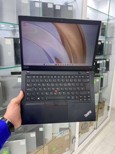 LENOVO THINKPAD T495 AMD Ryzen 7 PRO 3700U  16RAM 512SSD  SSD AMD VEGA 10 02 GB DÉDIÉE +4HEURES 