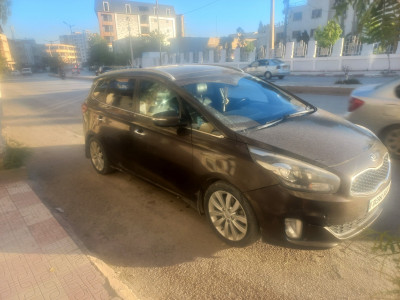 break-familiale-kia-carens-2015-bordj-bou-arreridj-algerie