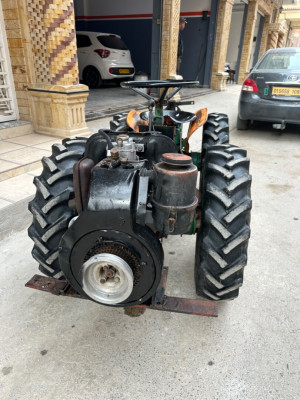 tracteurs-gouldouni-traktars-1985-batna-algerie