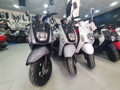 motos-scooters-vms-estax-2024-hammamet-alger-algerie