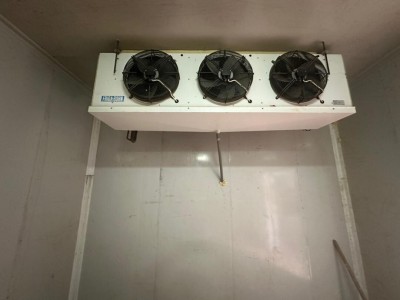 Deux chambres froides