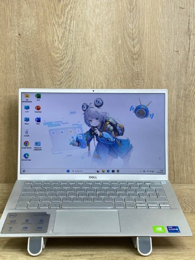 DELL inspirons 13 5000 /i7-1165G7/ 8 GB DDR 4 256 GB SSD/ DOUBLE CARTE GRAPHICS