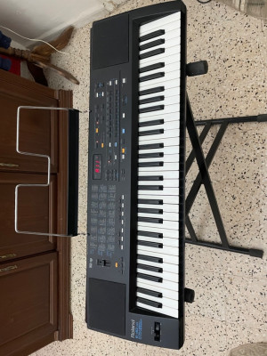 piano-clavier-roland-e40-blida-algerie