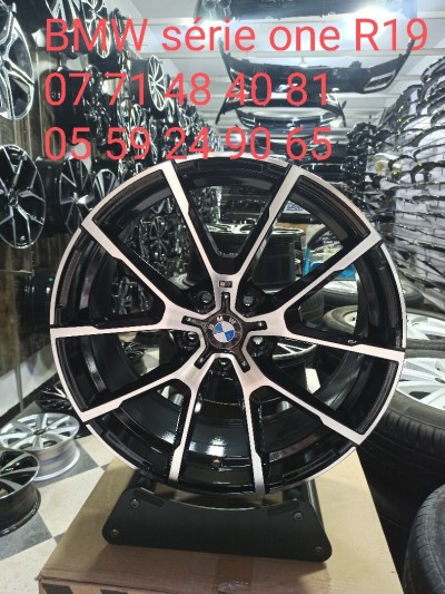Jantes en alliage BMW R19 série one 