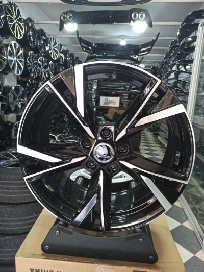 Jantes en alliage Skoda Octavia par 18