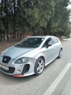 moyenne-berline-seat-leon-2010-khraissia-alger-algerie