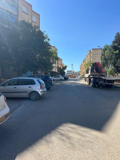 بيع شقة 4 غرف بومرداس تيجلابين