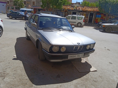 large-sedan-bmw-serie-5-1982-boghni-tizi-ouzou-algeria