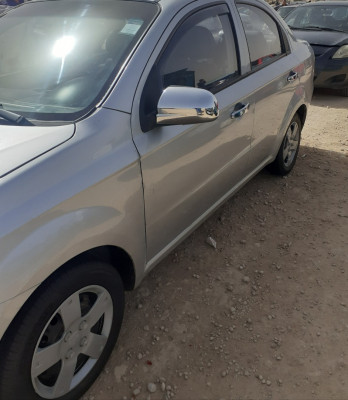 berline-chevrolet-aveo-4-portes-2012-ksar-boukhari-medea-algerie