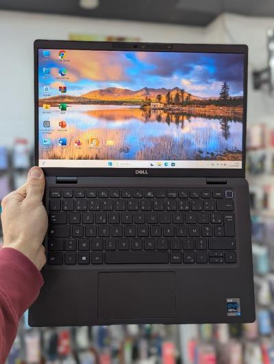 DELL LATITUDE 7320 i5 1145G7  8 GB 256 SSD FULL HD