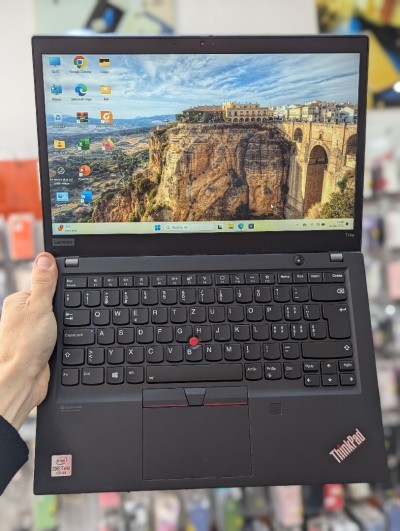 LENOVO THINKPAD T14S GEN1  I7 10TH 16GB RAM 512 SSD 14" FULL HD  