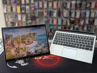 HP ELITE x2 G8 TABLET  I5-11TH GÉNÉRATION 16GB RAM 512 SSD  ECRAN FULL HD DÉTACHABLE 