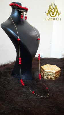 necklaces-pendants-sautoir-avec-boucles-et-bracelet-en-plaque-or-cristal-cheraga-alger-algeria