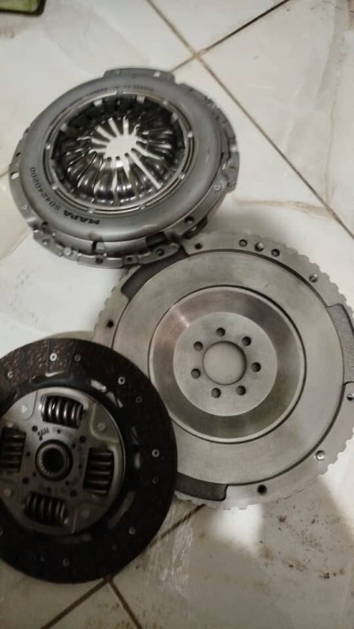 Kit volant moteur fixe Laguna 1 1.9 dci