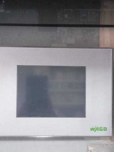 Lot d'ecrans hmi differentes marques occasion téstés.