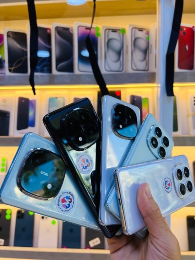 Redmi note 14 Pro Plus Comme Neuf