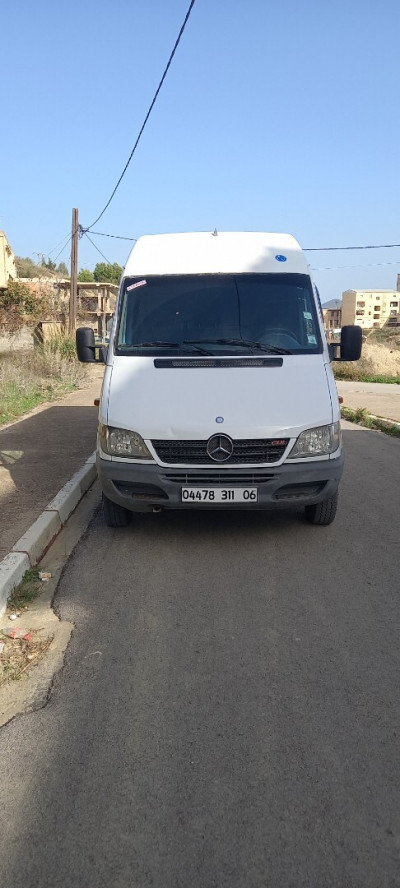 fourgon-sprinter-mercedes-benz-2011-bejaia-algerie