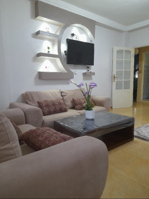 appartement-location-vacances-f4-mostaganem-mezghrane-algerie