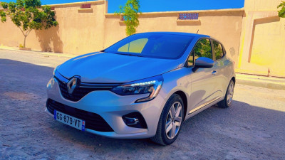 citadine-renault-clio5-2022-busnis-amarnas-sidi-bel-abbes-algerie