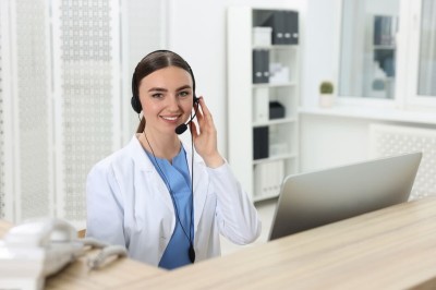 إدارة-مكتبية-و-سكرتارية-receptionniste-medicale-clinique-dentaire-شوفالي-الجزائر