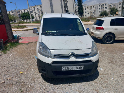 utilitaire-citroen-berlingo-2014-tole-niveau-2-bejaia-algerie