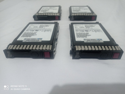 Disque serveur SSD SAS 800 gb