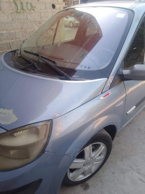 voitures-renault-scenic-2005-beni-tamou-blida-algerie