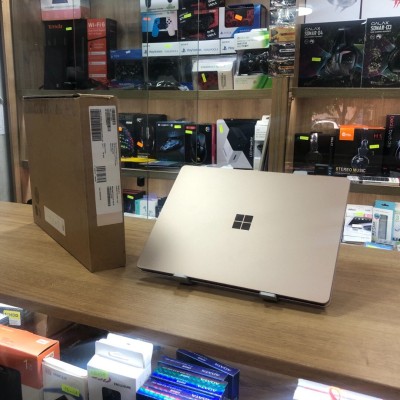 MICROSOFT SURFACE LAPTOP GO 2 I5 11TH 8GB 128SSD 12.5" TACTILE 