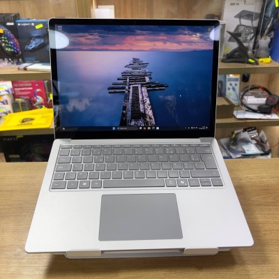 MICROSOFT SURFACE LAPTOP 6 ULTRA 5 135H 8GB 256 SSD TACTILE