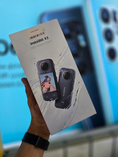 Insta360 x3