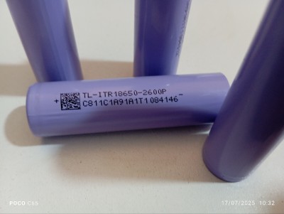 Piles rechargeable Lithium Samsung 18650 2600mAh Original