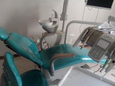 medical-fauteuil-dentaire-bouira-algerie