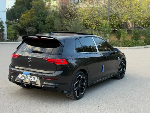 Volkswagen Golf 8 2025 R-Line