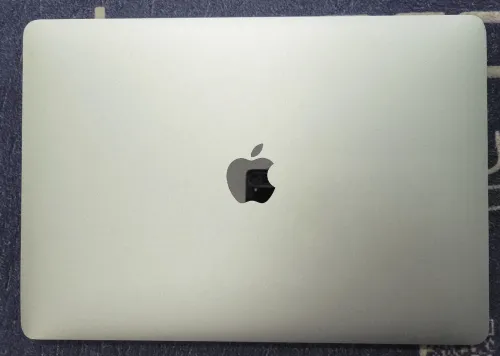 macbook pro 2017 i5 8/128 cycle 661