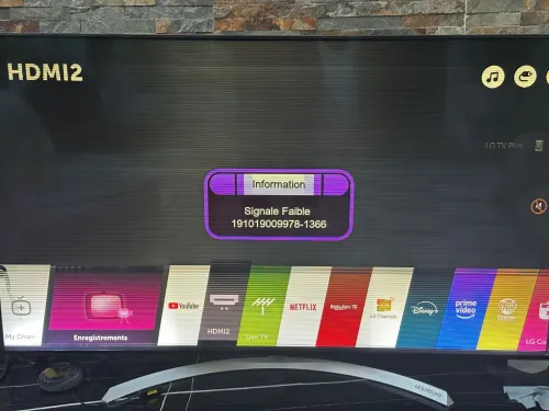 LG UHD 2018 - écran cassé