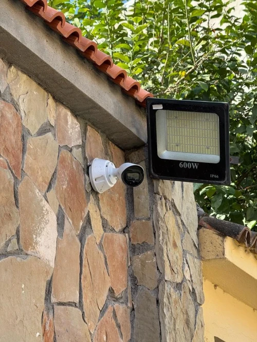 Installation Caméra De Surveillance