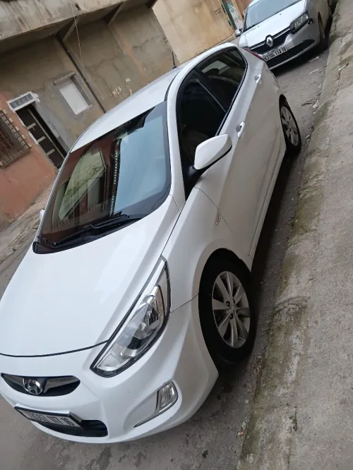 Hyundai Accent RB  5 portes 2017 Préstige