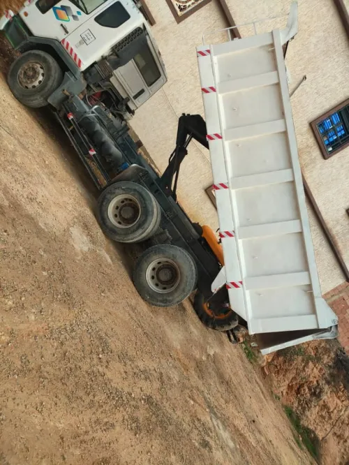 Daewoo, xcmg Case ,camion 15t 2004