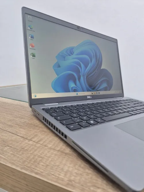 Dell latitude 5540 16Go/512Go neuf