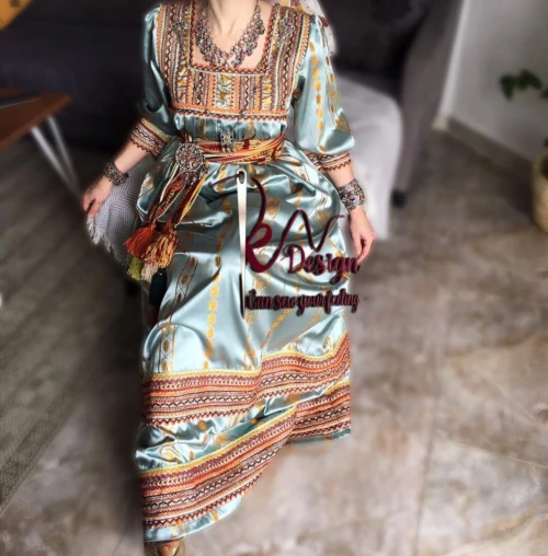Styliste , couturière, maison de couture, robe ,tenue traditionnelle, robe kabyle ,chaoui ,N&K Design, robes pour mariées...